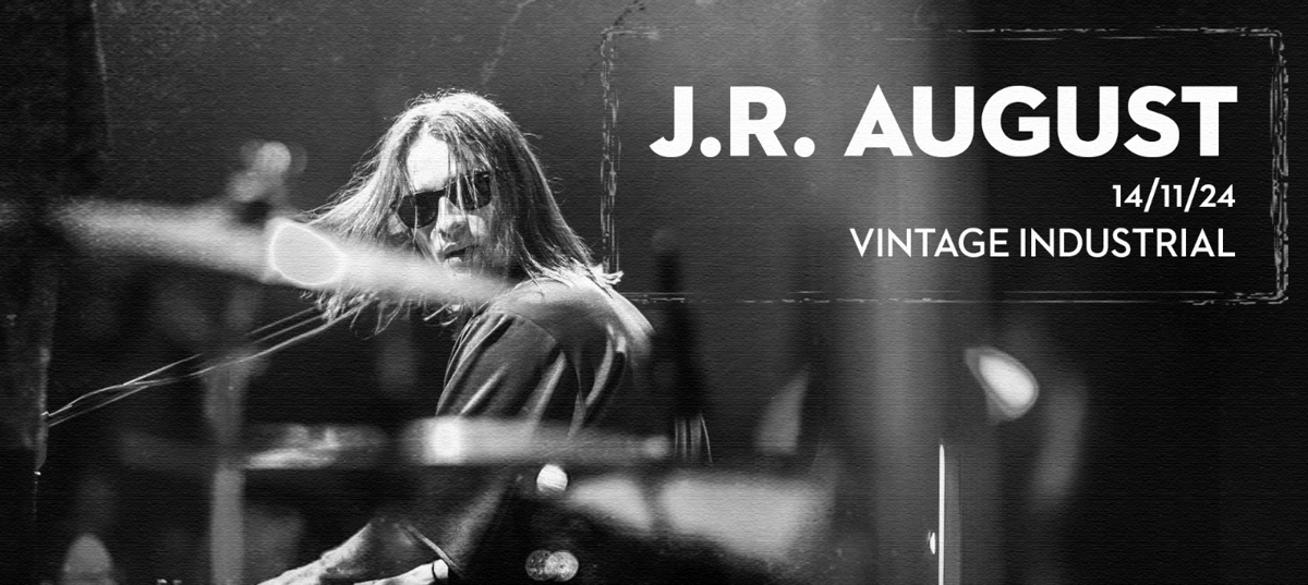 J.R. August u Vintageu